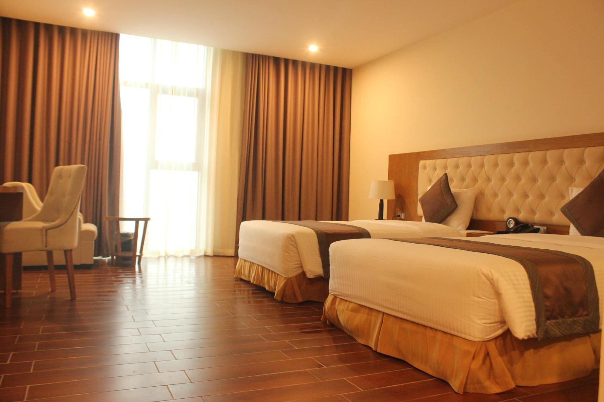 Muong Thanh Cua Dong Hotel Vinh Exteriör bild