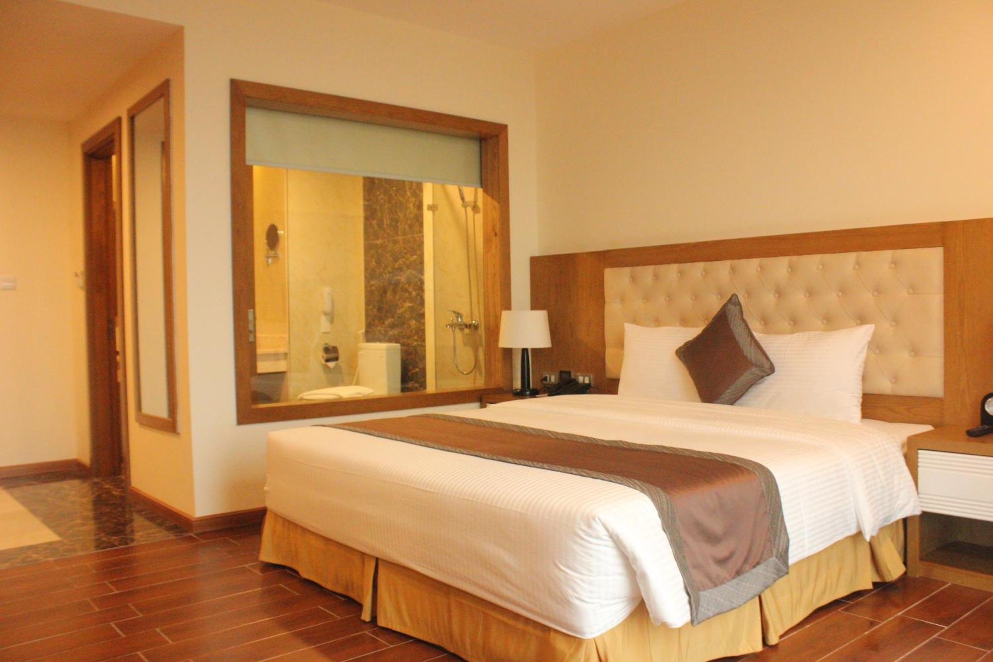 Muong Thanh Cua Dong Hotel Vinh Exteriör bild