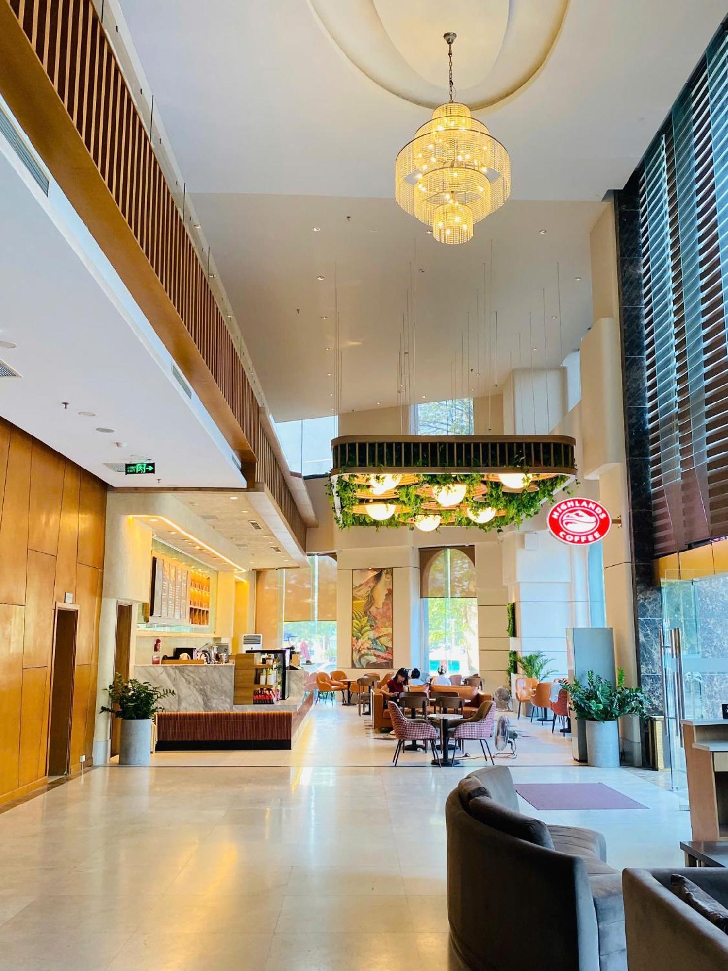 Muong Thanh Cua Dong Hotel Vinh Exteriör bild